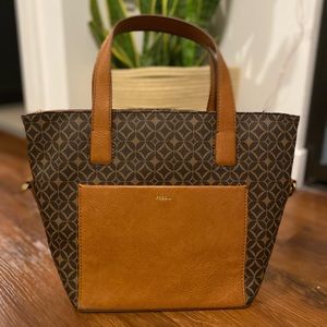 Fossil tote bag